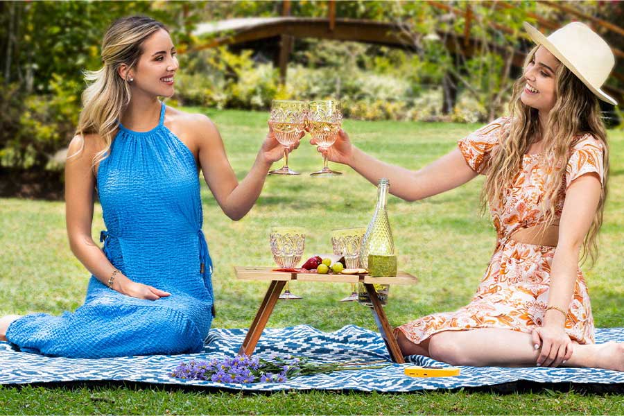 The Best Picnic Blanket Size: 5 Stats You Need to Know